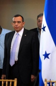 Pepe Lobo Los hondureños empiezan a decepcionarse de Pepe Lobo